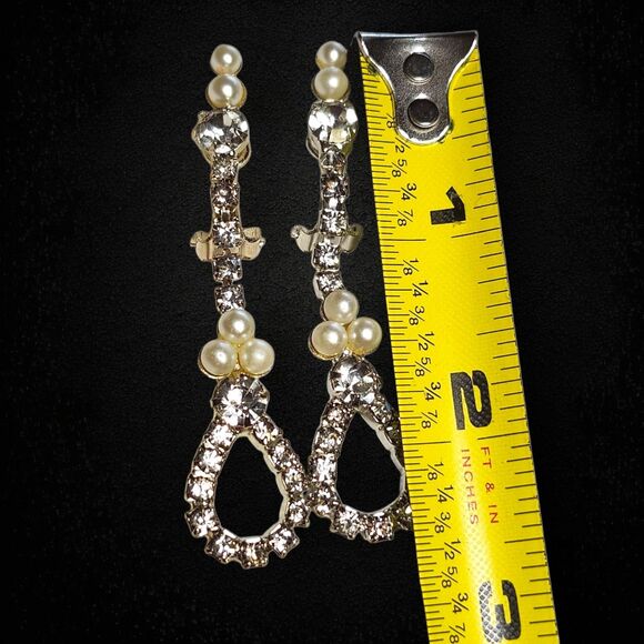 Vintage Pearl & Rhinestone Clip-On Dangle Earrings Sparkly Long Statement - Picture 6 of 6